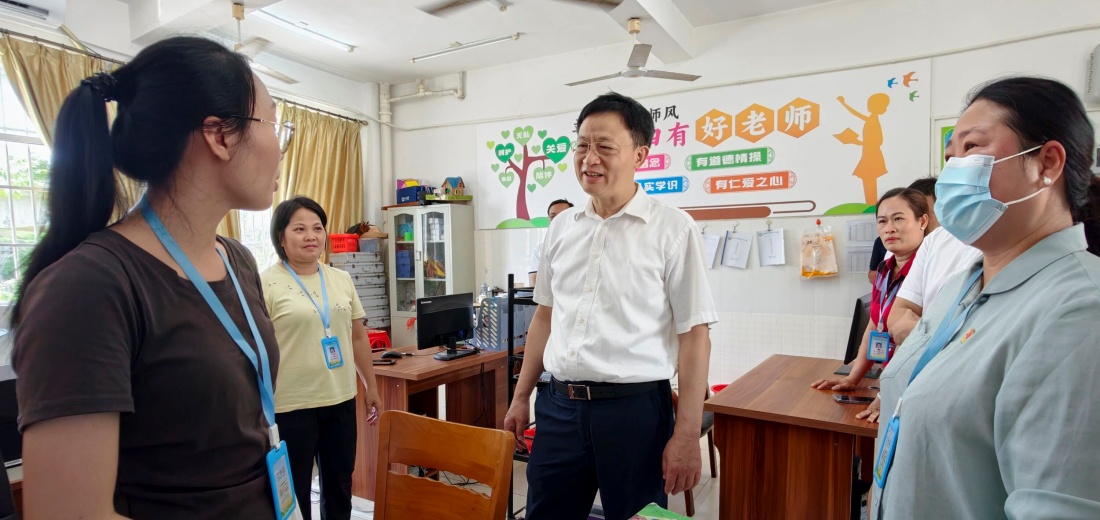 王祺扬调研民生保障三年攻坚行动推进工作时强调 加强民生保障 办好民生实事 把“为民造福是最大政绩”落到实处